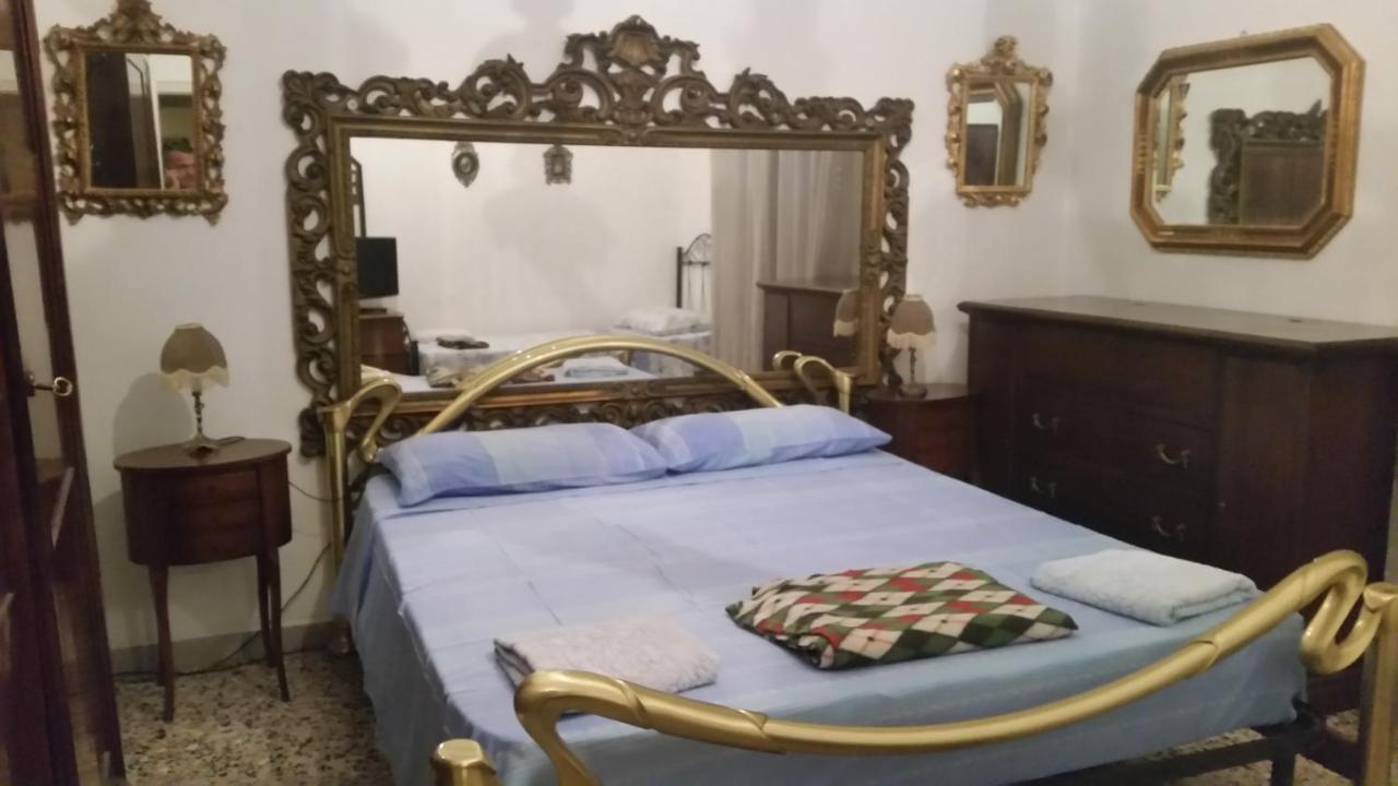 Casa Gramsci Bed & Breakfast Modena Ngoại thất bức ảnh