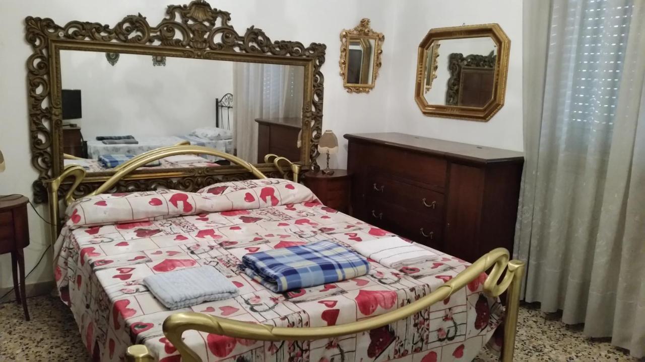 Casa Gramsci Bed & Breakfast Modena Ngoại thất bức ảnh