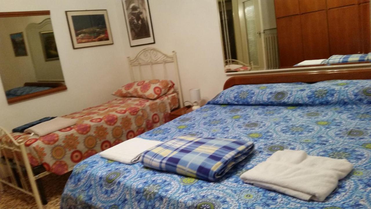 Casa Gramsci Bed & Breakfast Modena Ngoại thất bức ảnh