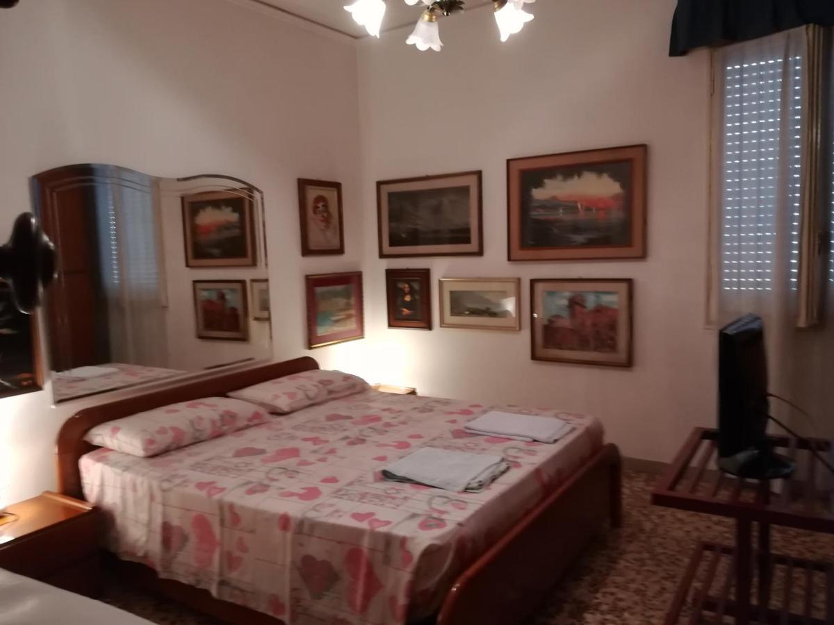 Casa Gramsci Bed & Breakfast Modena Ngoại thất bức ảnh