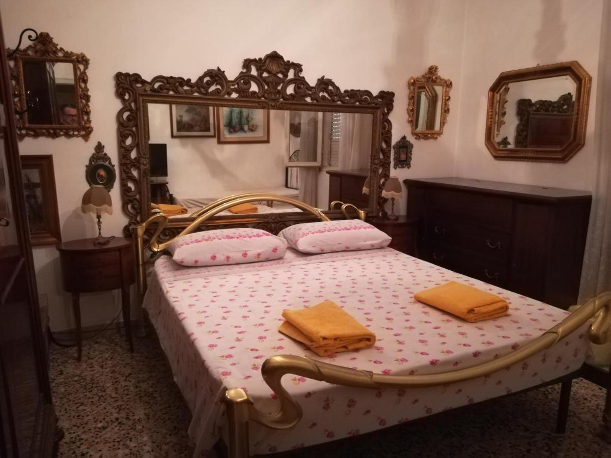 Casa Gramsci Bed & Breakfast Modena Ngoại thất bức ảnh