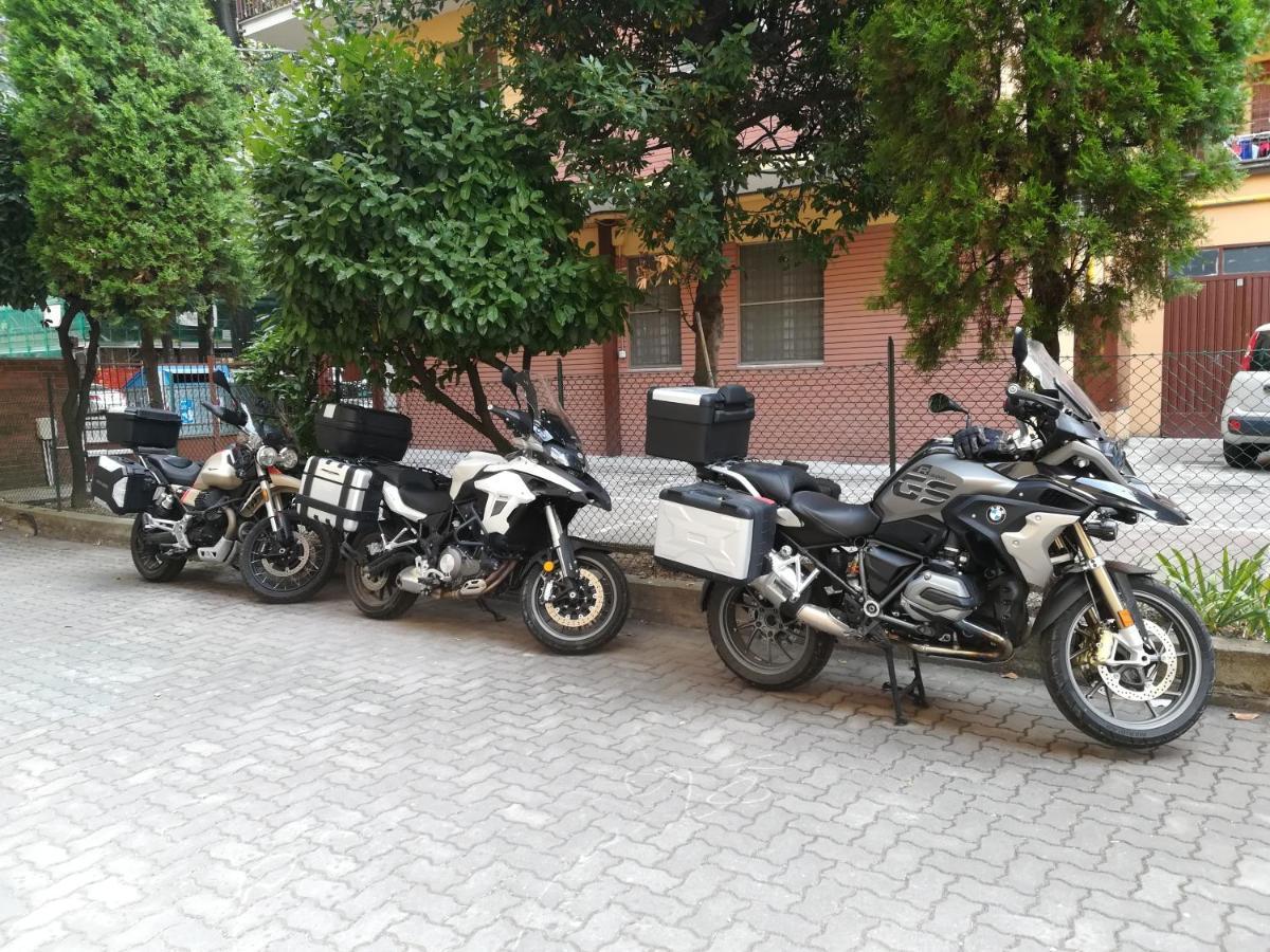 Casa Gramsci Bed & Breakfast Modena Ngoại thất bức ảnh